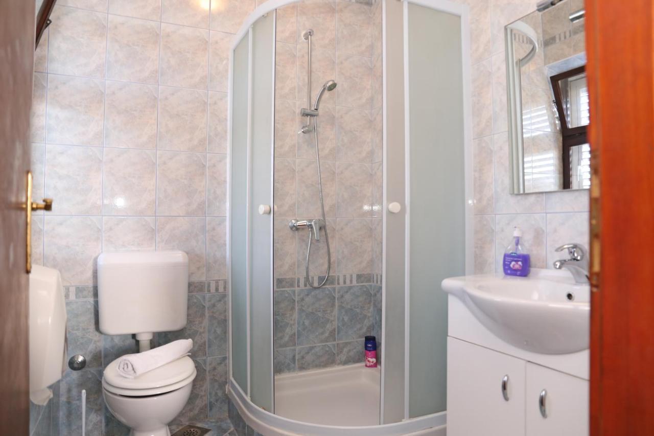 Pansion Marinka-Bire Rooms Lumbarda Kültér fotó