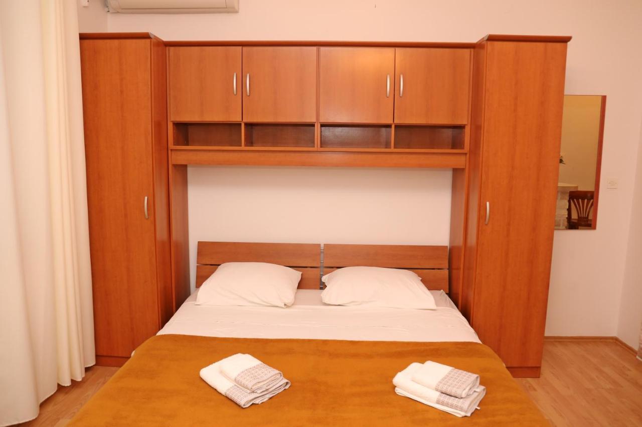 Pansion Marinka-Bire Rooms Lumbarda Kültér fotó